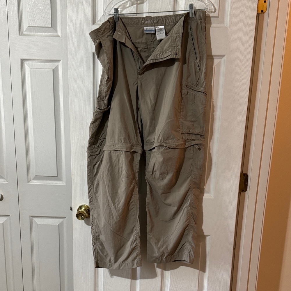 Columbia Omni-Shade Khaki Pants